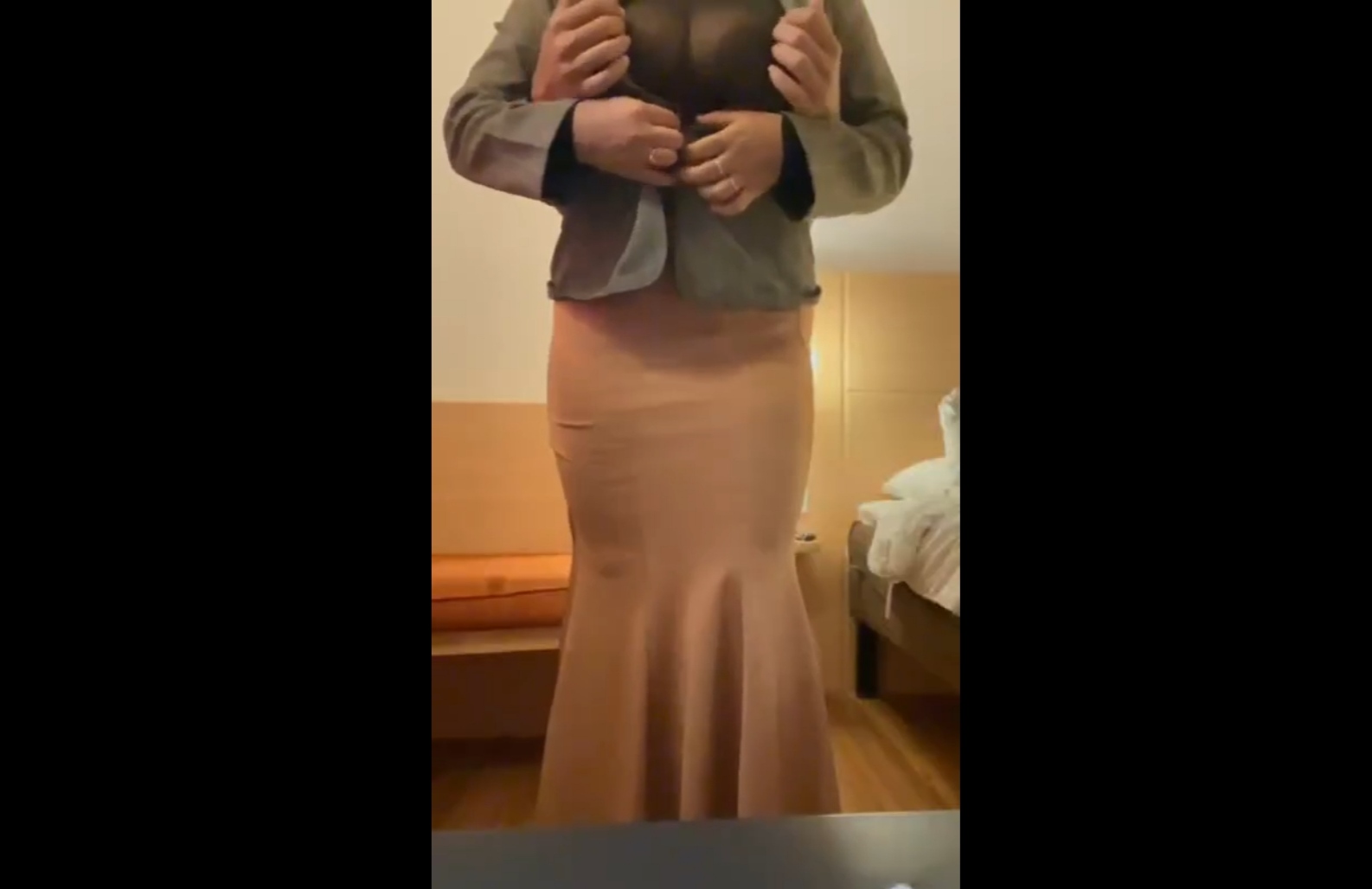 Tante Bilang Udah brp Kali Ngentotin Gw